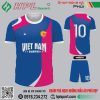 Mẫu áo bóng đá thiết kế màu xanh bích phối hồng