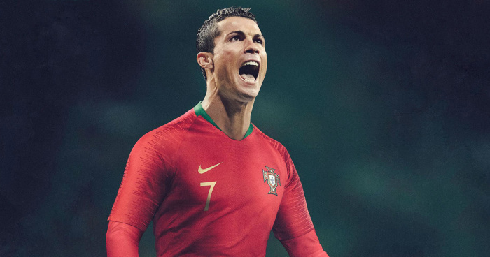 Ronaldo với chiếc áo đấu số 7 mang thương hiệu Nike