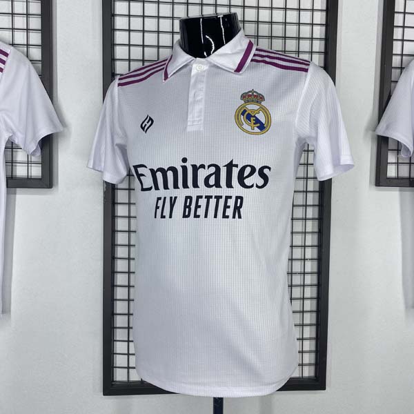 Áo Real Madrid thiết kế màu trắng sau may